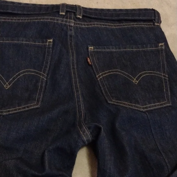Levi's Jeans - Picture 11 of 16